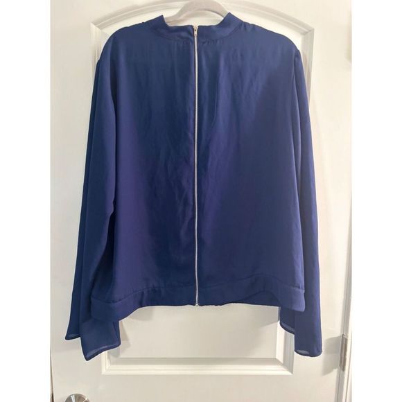 Ashley Stewart Tops - Ashley Stewart NAVY Bell Sleeve Keyhole Blouse Size 18/20